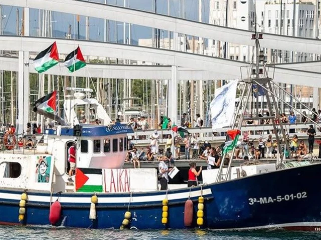 Pakistan, 15 countries voice concern over security of Global Sumud Flotilla