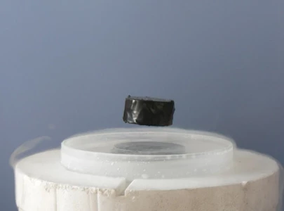 chinese researchers uncover new high temperature superconductor chinese researchers uncover new high temperature superconductor