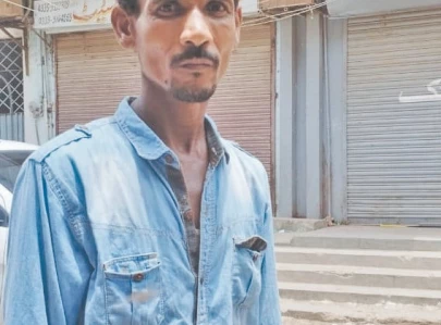 doomsday images haunt lyari building collapse survivor doomsday images haunt lyari building collapse survivor