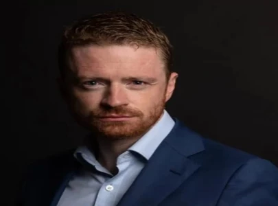 uk pm aide quits over epstein links