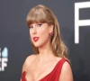 taylor swift becomes youngest woman in songwriters hall of fame