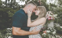 taylor swift travis kelce announce engagement taylor swift travis kelce announce engagement