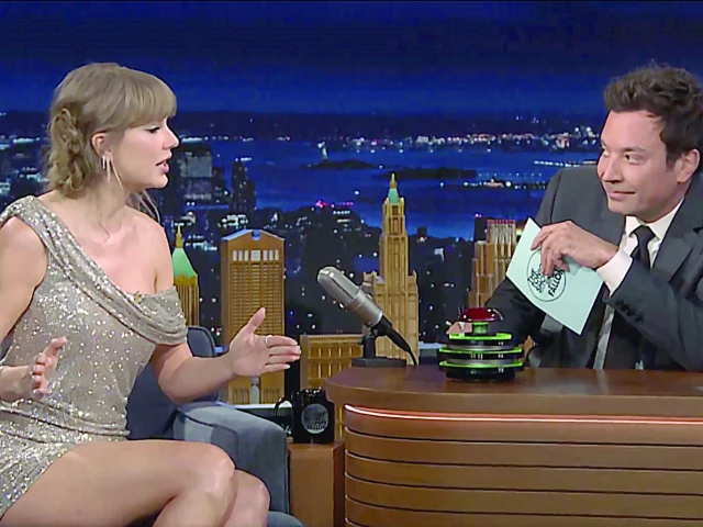 taylor swift in the tonight show photo x popbase