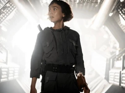 sydney chandler cut from cover after refusing to pose with co stars