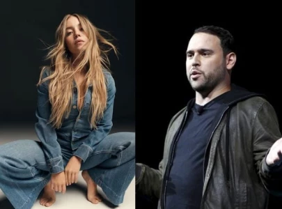 sydney sweeney rumored dating scooter braun after bezos venice wedding sparks unexpected relationship