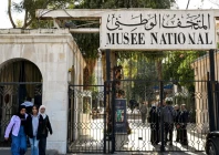 thieves steal ancient gold from syria s museum