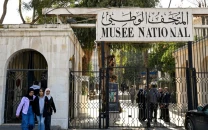 thieves steal ancient gold from syria s museum