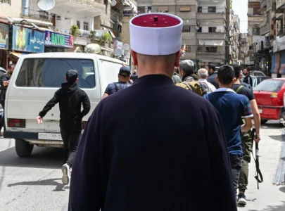 israeli launches strikes near damascus israeli launches strikes near damascus