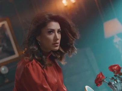 mehwish hayat is all set to return to our television screens after 7 years mehwish hayat is all set to return to our television screens after 7 years