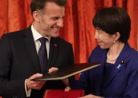 french president emmanuel macron with japanese prime minister sanae takaichi during a visit to tokyo photo afp