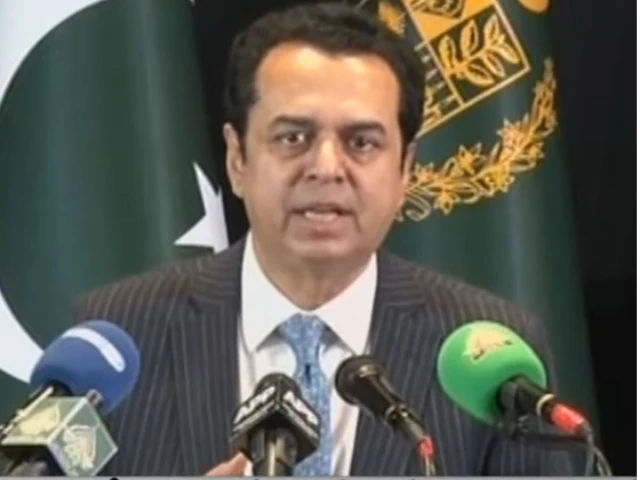 PM ordered maximum political space for PTI in return for full counterterror cooperation: Talal