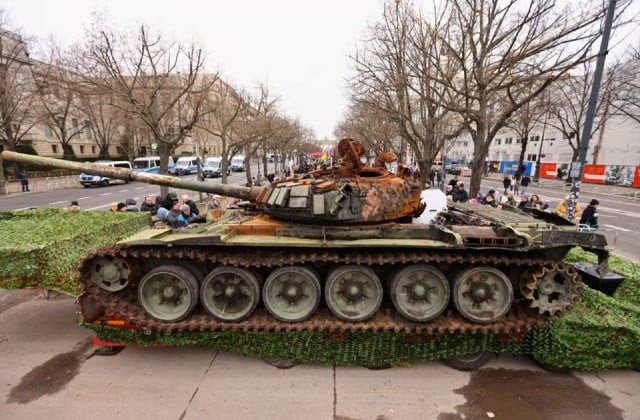 the remains of a destroyed russian t 72 tank secured from the ukrainian village of dmytrivka outside kyiv are on display near the the brandenburg gate during an event to mark the one year anniversary of the russian invasion of ukraine in berlin germany february 24 2023 photo reuters the remains of a destroyed russian t 72 tank secured from the ukrainian village of dmytrivka outside kyiv are on display near the the brandenburg gate during an event to mark the one year anniversary of the russian invasion of ukraine in berlin germany february 24 2023 photo reuters