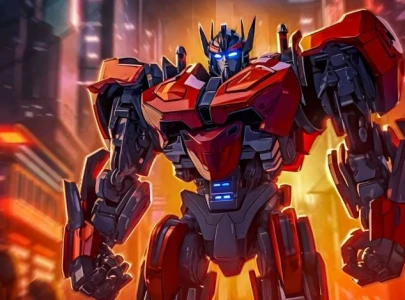 scarlett johansson and chris hemsworth feature in trailer for paramount s transformers one