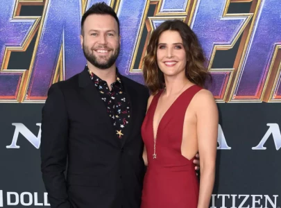 taran killam exits off broadway show after losing home in los angeles fires