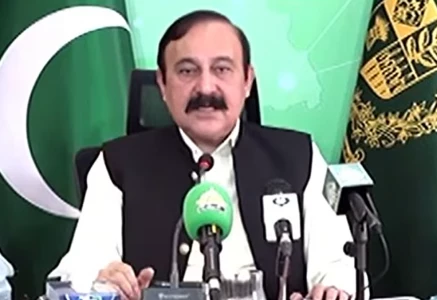 federal minister for parliamentary affairs tariq fazal chaudhry addresses a press conference in islamabad on sunday screengrab