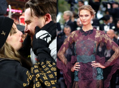 karlie kloss makes surprise appearance at taylor swift s wedding karlie kloss makes surprise appearance at taylor swift s wedding