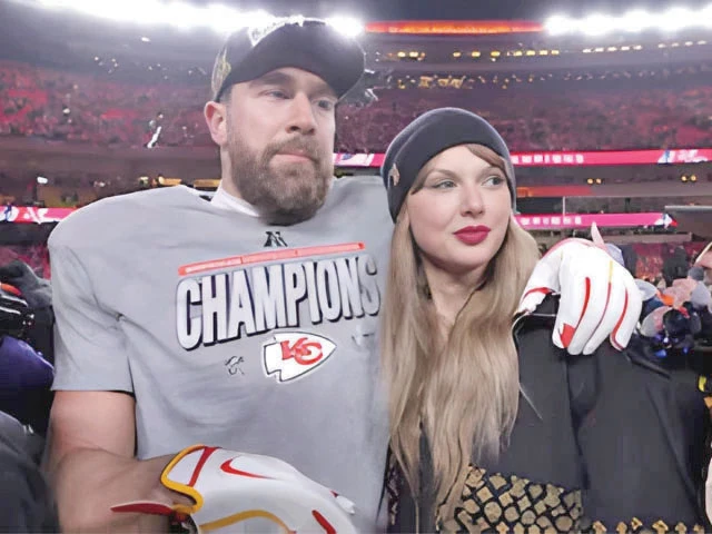 taylor swift and travis kelce spotted hand in hand in soho as wedding buzz builds