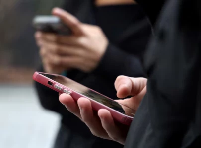 teen reading slumps to worst this century due to surge in screen time teen reading slumps to worst this century due to surge in screen time