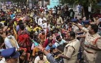 indian temple stampede kills nine injures several