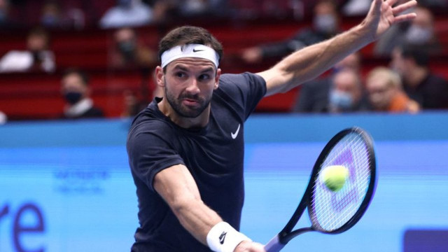 dimitrov upsets tsitsipas in vienna dimitrov upsets tsitsipas in vienna