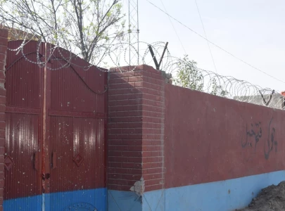 three terrorists killed nine wounded as police foil bannu post assault