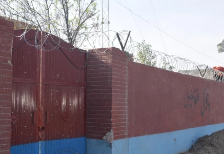 three terrorists killed nine wounded as police foil bannu post assault