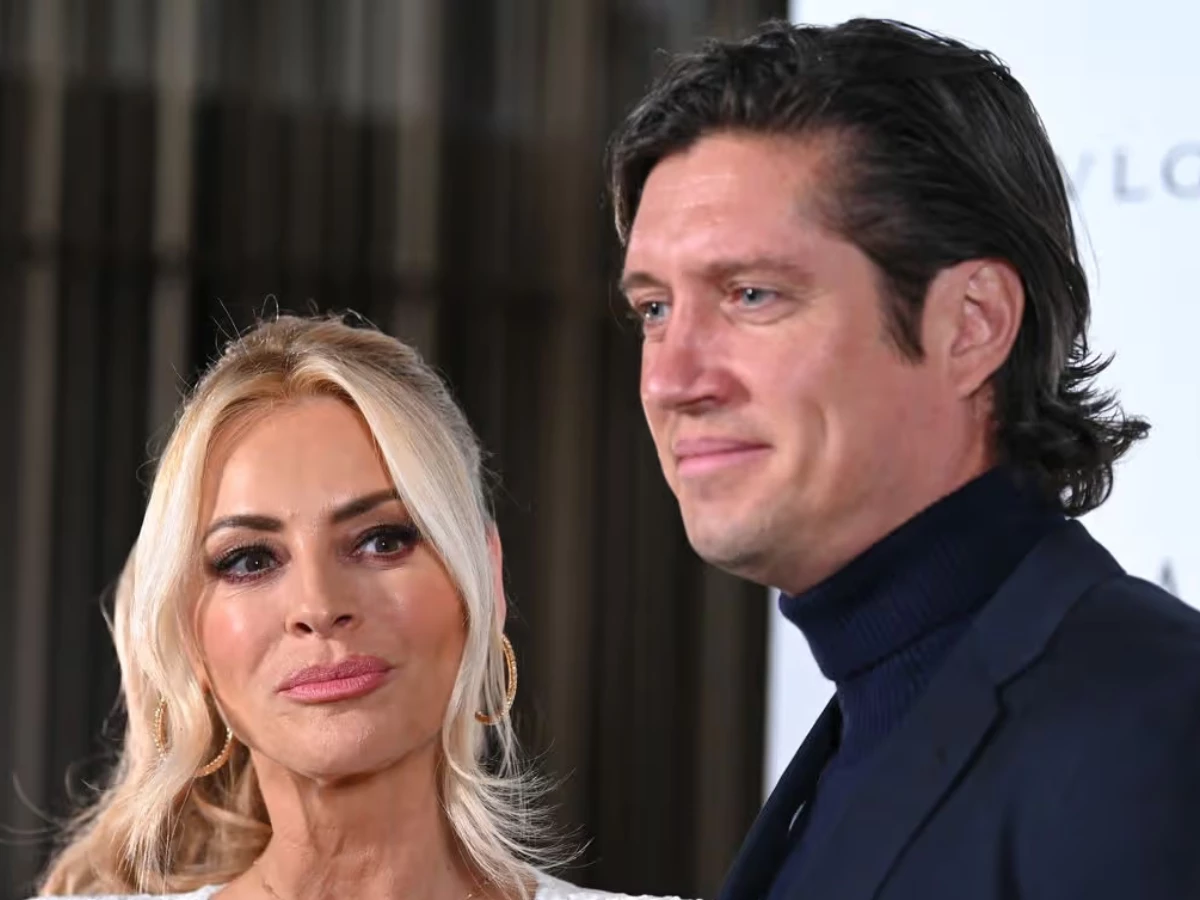 tess daly eyed selfish gap year before vernon kay marriage split