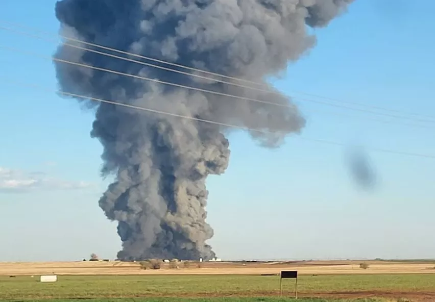 smoke rises at the southfork dairy farms after an explosion and a fire killed around 18 000 cows near dimmitt texas u s april 11 2023 in this picture obtained from social media castro county emergency management local news x tmx via reuters smoke rises at the southfork dairy farms after an explosion and a fire killed around 18 000 cows near dimmitt texas u s april 11 2023 in this picture obtained from social media castro county emergency management local news x tmx via reuters