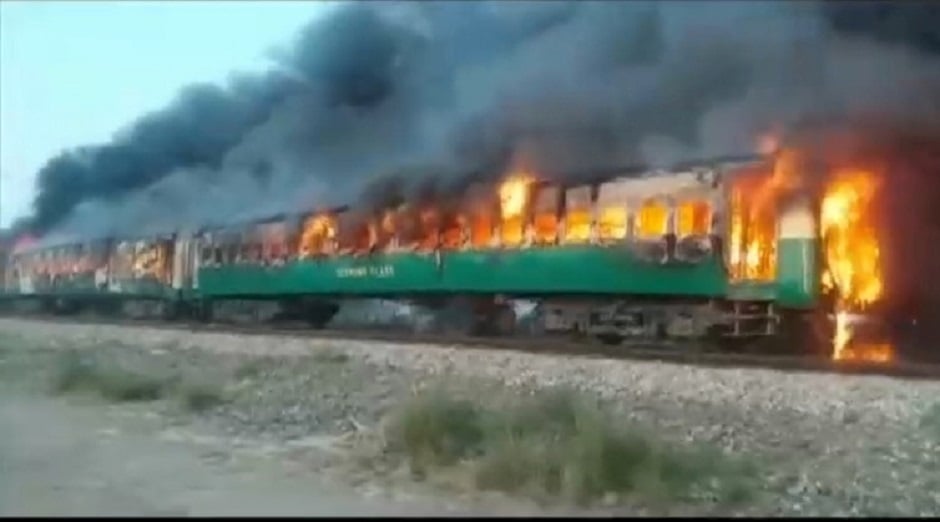 Fire burns Tezgam's train carriage (Photo: Reuters)