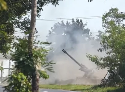 thailand seeks direct talks with cambodia