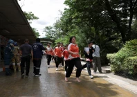 students without wearing shoes run as they evacuate from debsirin nonthaburi school the site of a shooting incident in bang kruai district in nonthaburi province on the outskirts of bangkok thailand august 7 2026 photo reuters