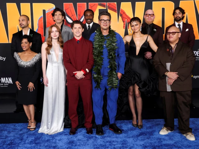 director destin daniel cretton poses with cast members sadie sink tom holland zendaya jacob batalon krondon michael mando liza colon zayas tramell tillman and jon bernthal as they attend the world premiere for the film spider man brand new day in los angeles california u s july 27 2026 photo reuters director destin daniel cretton poses with cast members sadie sink tom holland zendaya jacob batalon krondon michael mando liza colon zayas tramell tillman and jon bernthal as they attend the world premiere for the film spider man brand new day in los angeles california u s july 27 2026 photo reuters