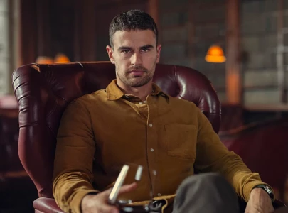 the gentlemen season 2 gets release date as netflix drops first trailer