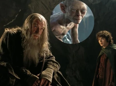 ian mckellen teases gandalf and frodo return in the hunt for gollum