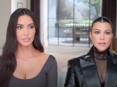 kourtney kardashian claps back at body shamers gushes over sister kim kardashian s birthday message