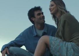 madelyn cline and kj apa fall for each other in romantic film the map that leads to you madelyn cline and kj apa fall for each other in romantic film the map that leads to you