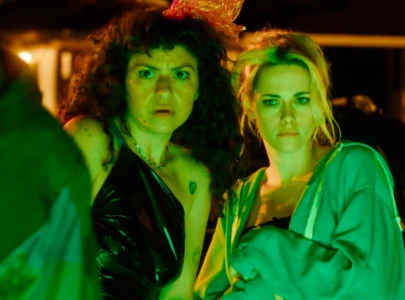 kristen stewart and alia shawkat unleash chaos in the wrong girls trailer