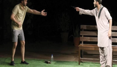 karachi theatre scene spotlights alumni talent