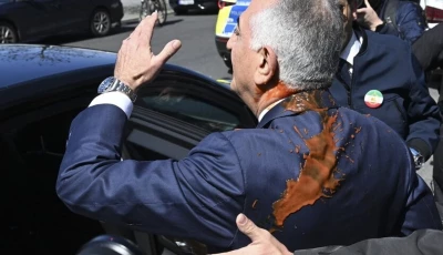 reza pahlavi an iranian political opposition leader in exile departs after he was pelted from behind with a tomato based substance by an assailant in berlin germany april 23 anadolu agency