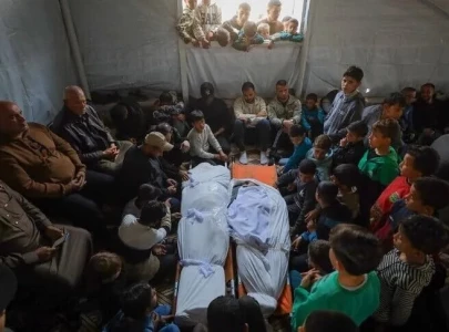 israeli strike kills gaza security chief nine more palestinians killed in attacks