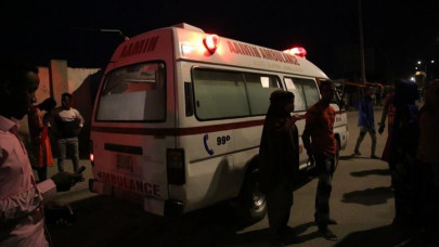 twin suicide blasts kill 7 in somalia