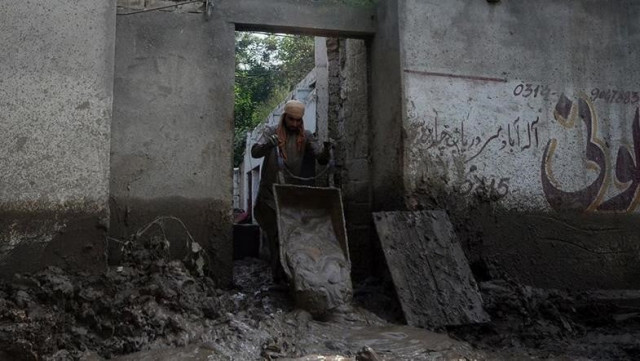 raging floods threaten pakistan s archeological treasure raging floods threaten pakistan s archeological treasure