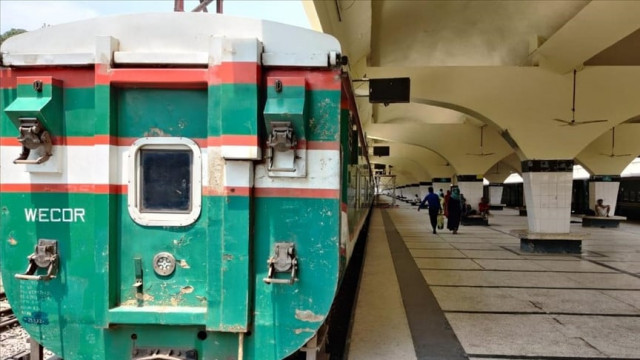 train services suspended across bangladesh as staff goes on strike