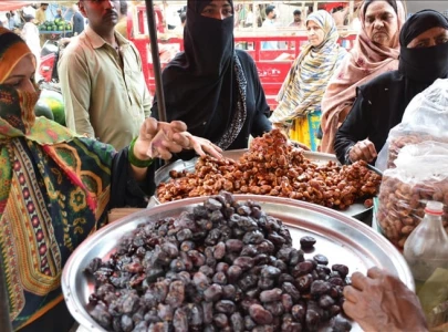 skyrocketing inflation leaves millions of pakistanis struggling in ramazan skyrocketing inflation leaves millions of pakistanis struggling in ramazan
