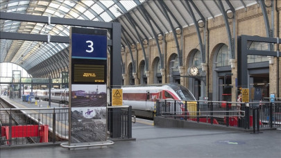 major travel disruption expected in uk as strike of nearly 40 000 rail workers begin major travel disruption expected in uk as strike of nearly 40 000 rail workers begin
