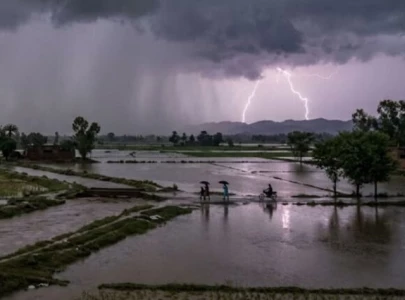 weatherman forecasts thunderstorms in punjab weatherman forecasts thunderstorms in punjab