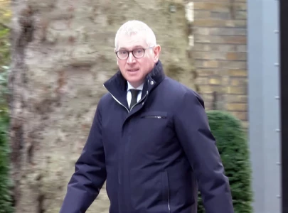 uk starmer loses second key aide in fallout from mandelson epstein scandal