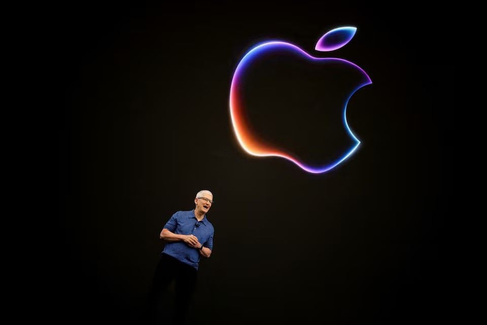 Apple braces for turbulent WWDC amid technical, regulatory storm | The Express Tribune