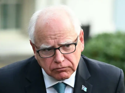 tim walz s knucklehead comment during vp debate sparks viral meme fest online