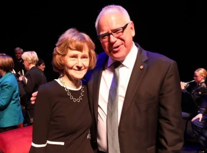 tim walz s mom breaks silence in brotherly feud over donald trump